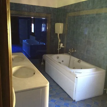 Adele's House Calderino